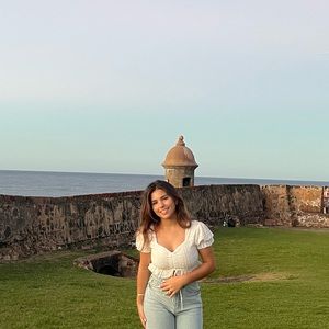 Meet your Posher, Karla